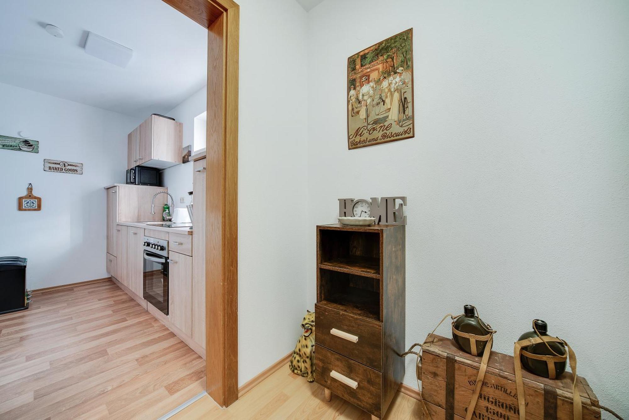 Apartment Fewo-lavees Moderne Zentrale Nahe Omv Wacker Kliniken Burg -eigener Eingang-schluesselloser Check In Burghausen